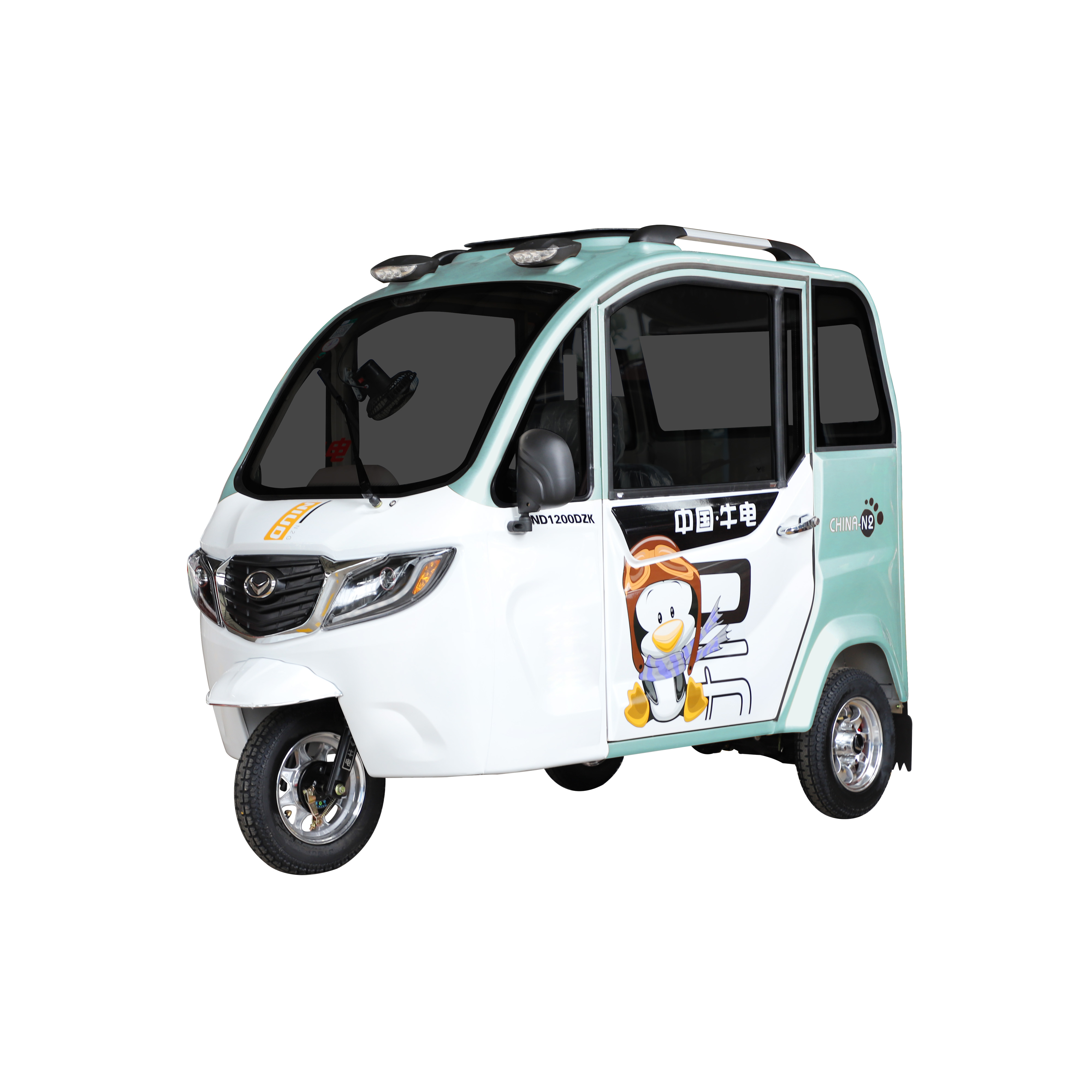 New Design Enclosed Body Electric Tricycle China 2 Doors Electric Tricycle for Adults